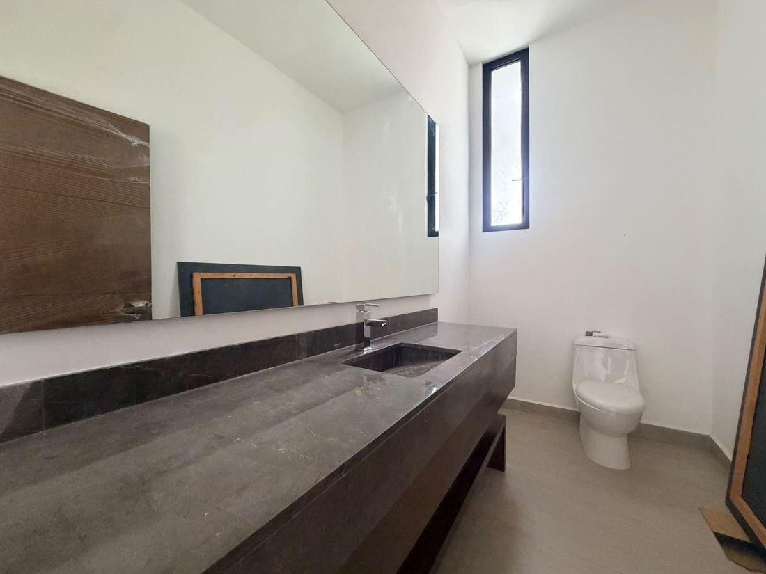 House in Monterrey, Nuevo Leon, Mexico 3 - 18027443