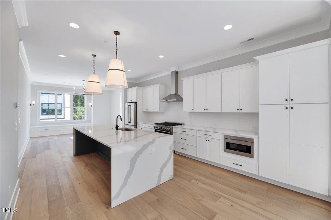 Townhouse in Raleigh, North Carolina, United States 3 - 18026778