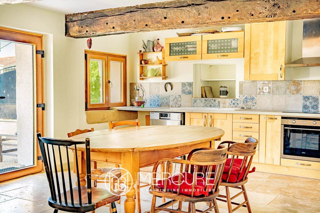 Estate in Chanes, Bourgogne – Franche-Comté, France 4 - 18028443