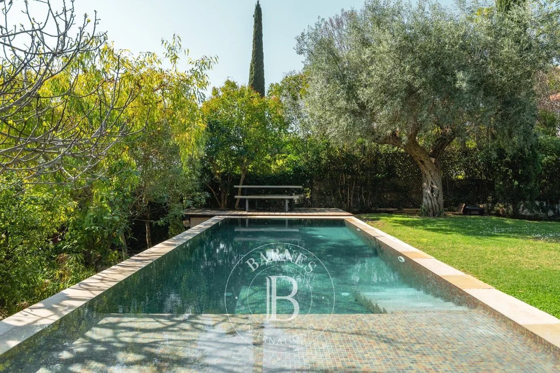 Villa in Endoume, 7e Arrondissement, Marseille 3 - 18027700