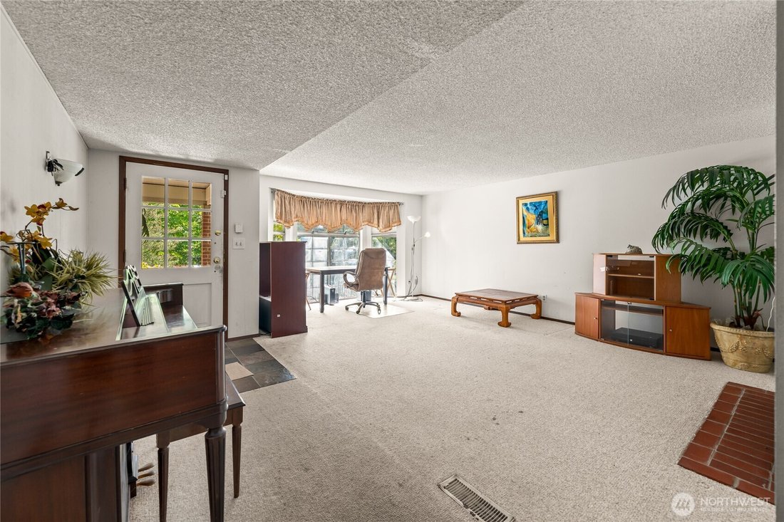 Federal Way, Washington, United States 5 - 18028190