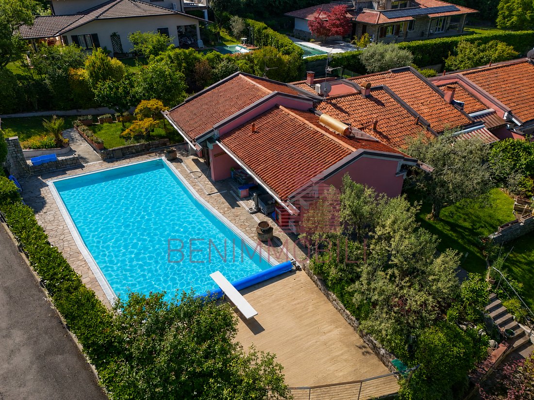 Villa in Cellatica, Lombardy, Italy 1 - 18025906