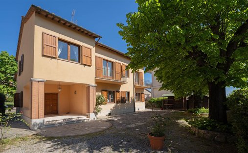 Villa in Montepulciano, Tuscany, Italy 1