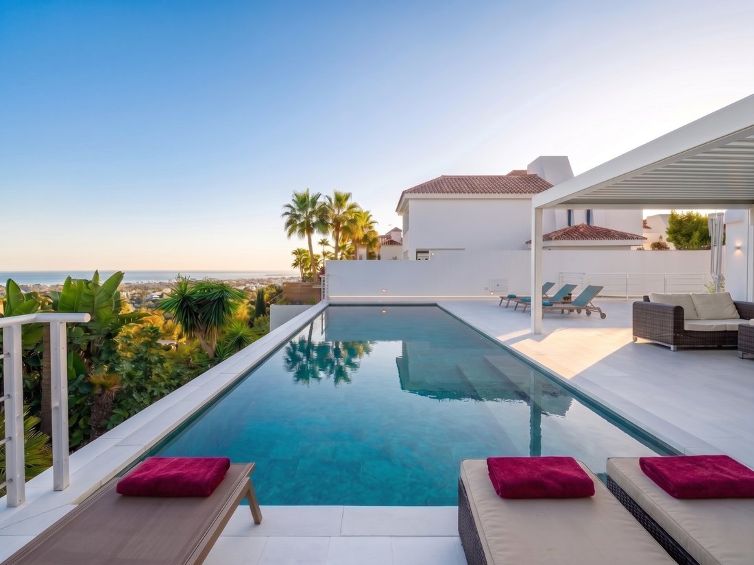 Villa in Nueva Andalucia, Marbella, Spain 1 - 16735471