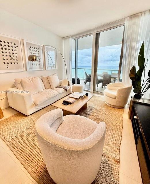 Condo in Sunny Isles Beach, Florida, United States 1 - 18026028