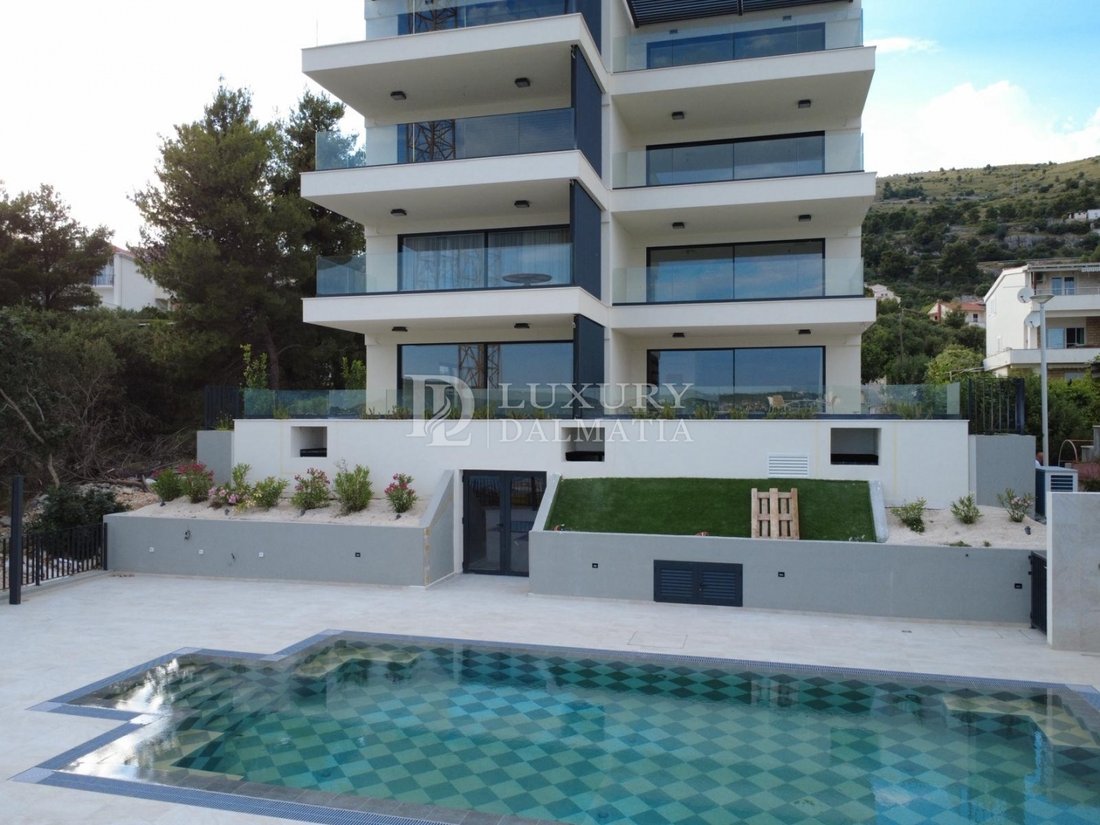 Apartment in Seget Donji, Split-Dalmatia County, Croatia 2 - 17979377