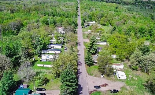 Cadott, Wisconsin, United States 1