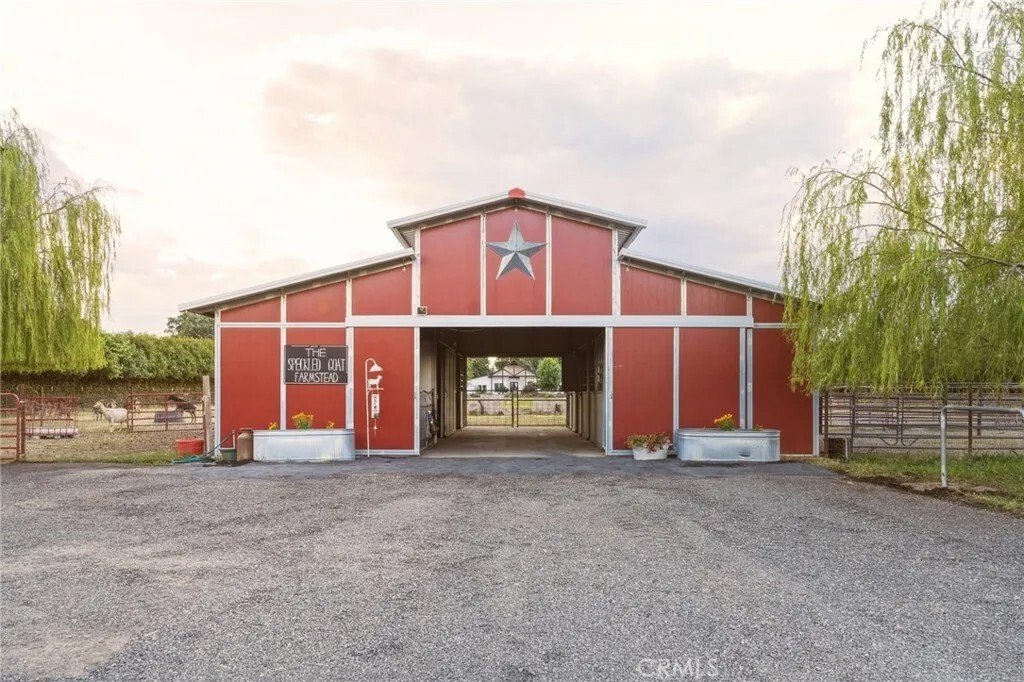 House in Chico, California, United States 5 - 18030012