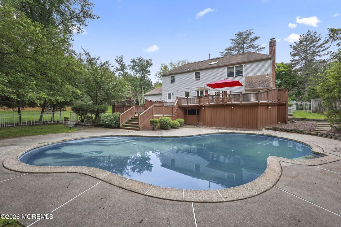 House in Marlboro Township, New Jersey, United States 3 - 18032423