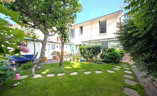 House in Vitry-sur-Seine, Ile-de-France, France 1