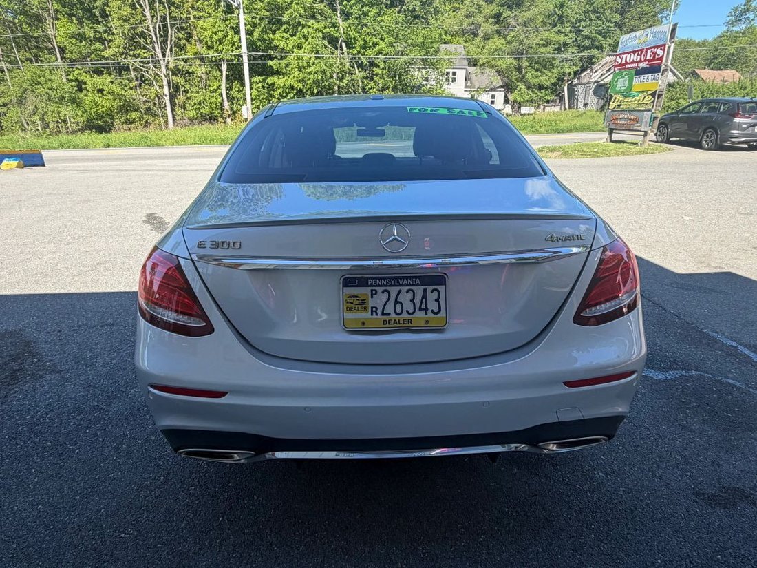 Sedan in Tobyhanna, PA, United States 4 - 18027907