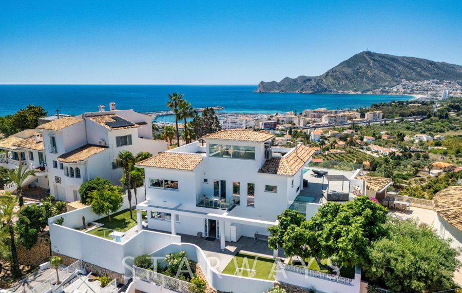 Chalet in Altea, Valencian Community, Spain 1 - 17932604