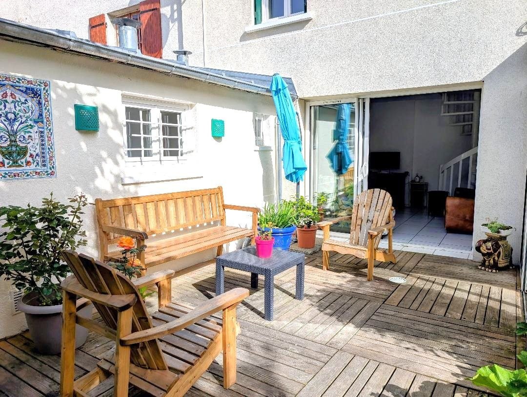 House in Vitry-sur-Seine, Ile-de-France, France 3 - 18032704