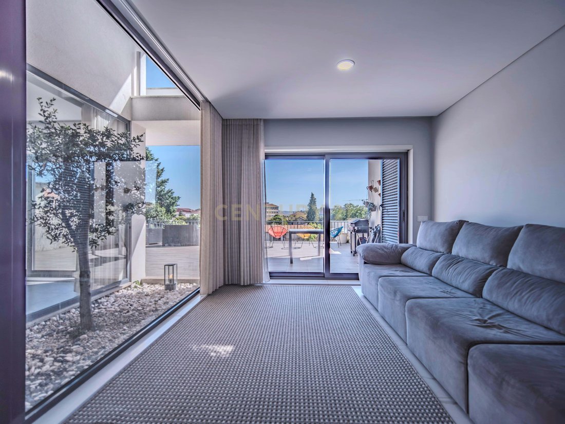Villa in Rio Tinto, Porto District, Portugal 5 - 18030544