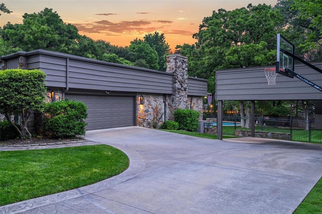 House in Edmond, Oklahoma, United States 3 - 18031753