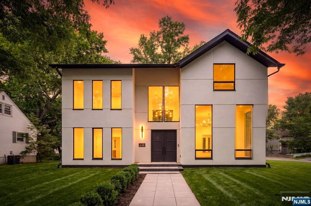 House in Paramus, New Jersey, United States 1 - 18031601