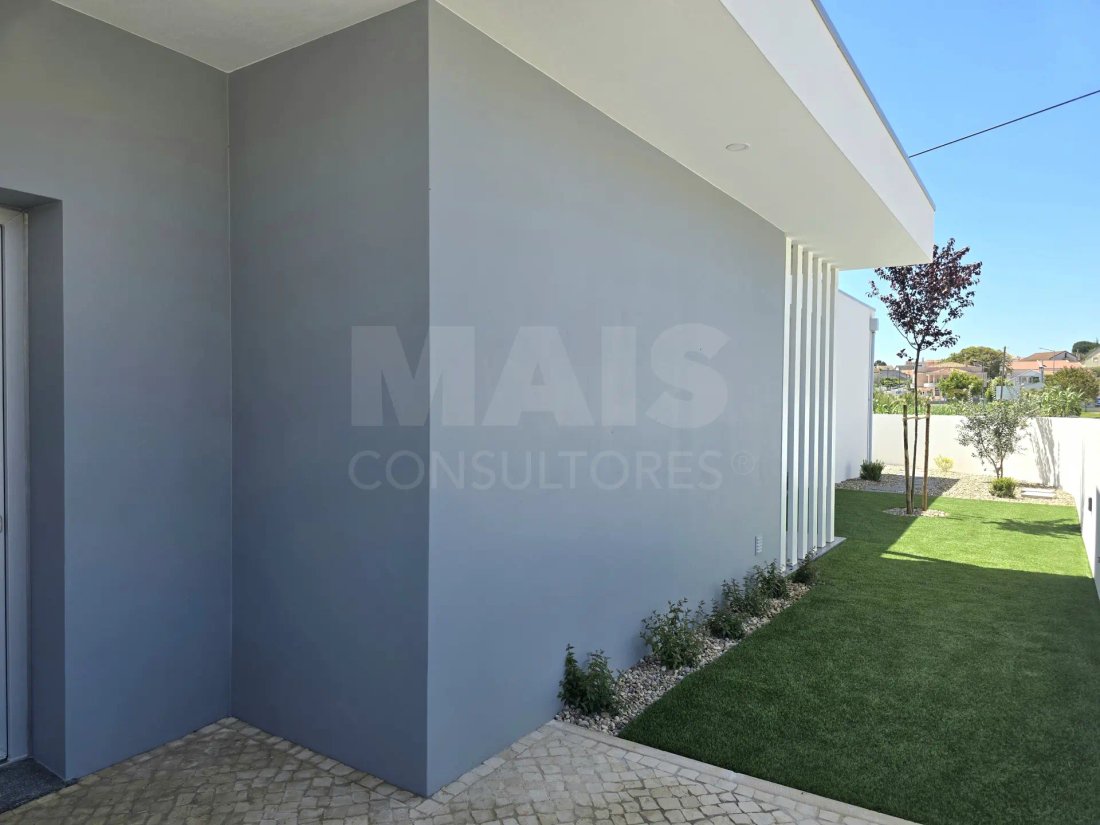 Villa in Nadadouro, Leiria District, Portugal 1 - 18027572