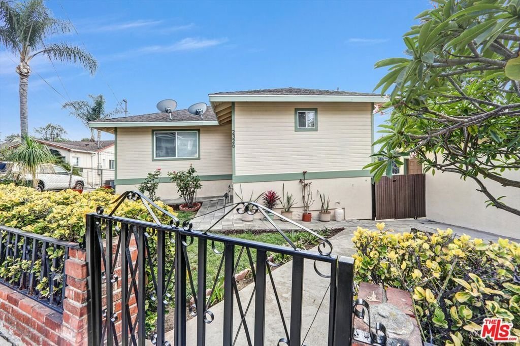 House in Los Angeles, California, United States 1 - 18025741