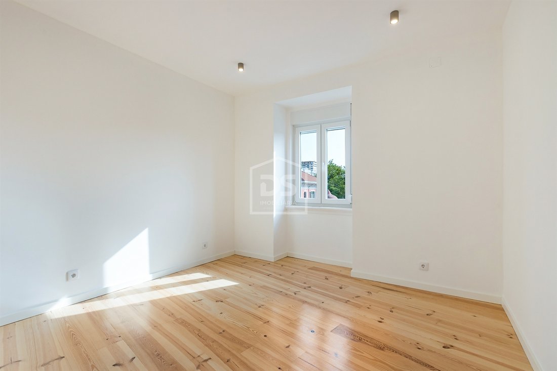 Apartment in Avenidas Novas, Lisbon, Portugal 3 - 18028386