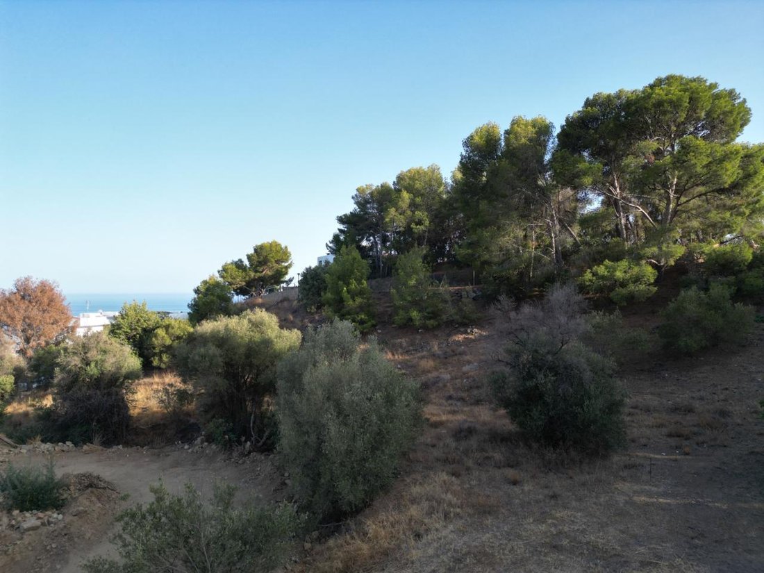 Land in Benalmadena, Andalusia, Spain 1 - 18025746