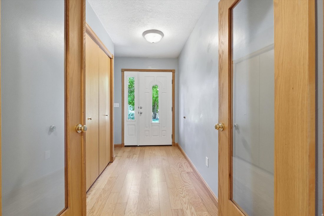 House in Mendon, Utah, United States 2 - 18027980