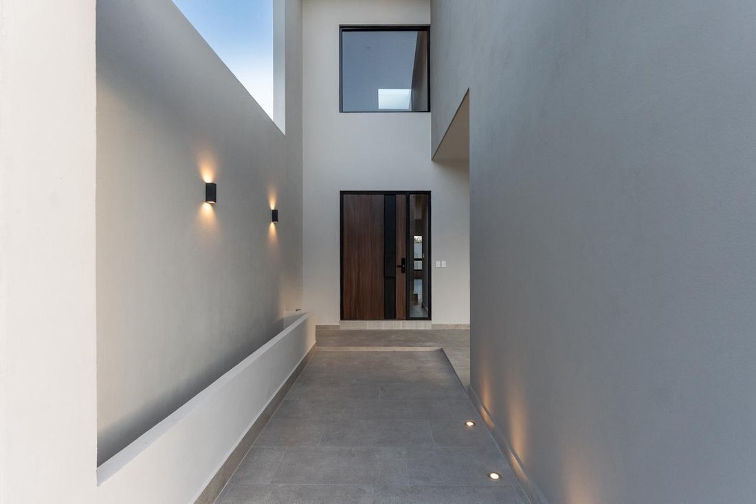 House in Monterrey, Nuevo Leon, Mexico 2 - 18027423