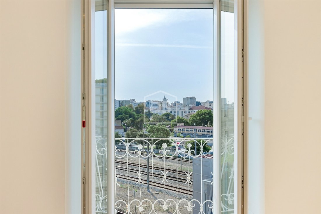Apartment in Avenidas Novas, Lisbon, Portugal 2 - 18028386
