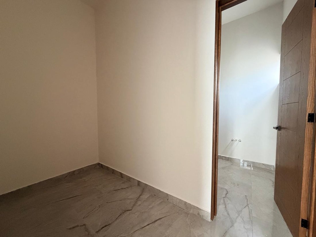 House in Monterrey, Nuevo Leon, Mexico 5 - 18027485