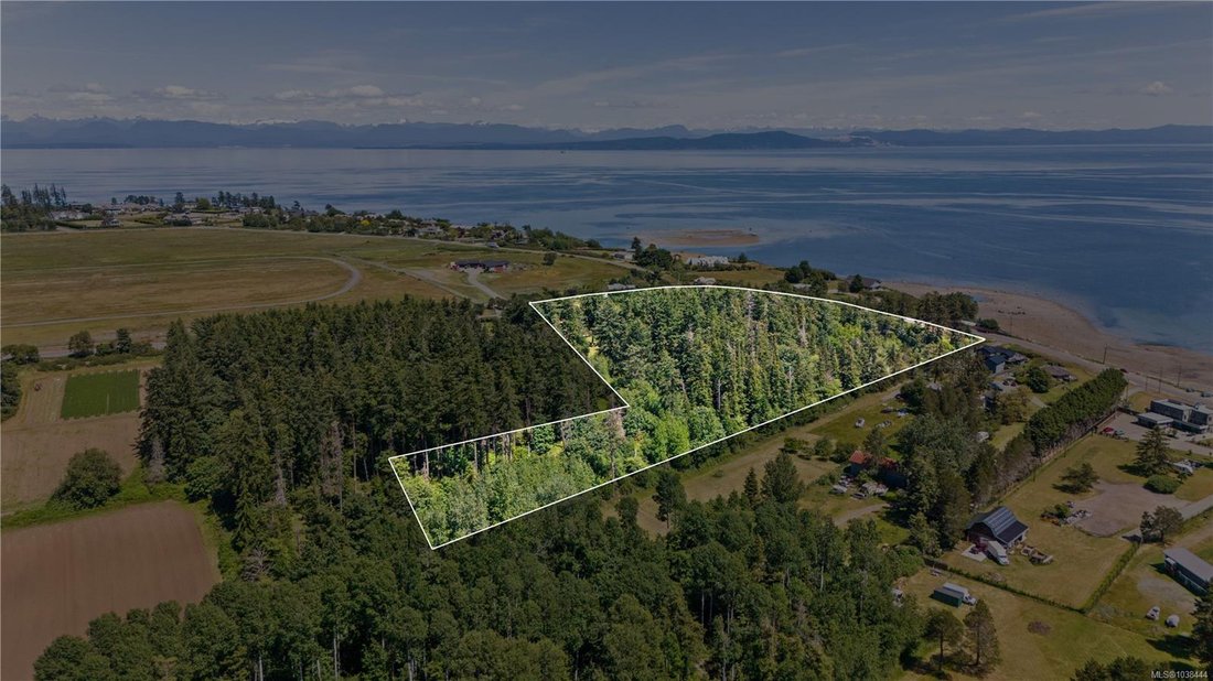 Land in Comox, British Columbia, Canada 3 - 18030963