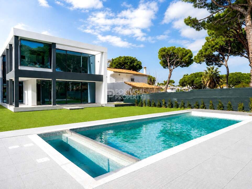 Villa in Vilamoura, Quarteira, Algarve 2 - 17392069