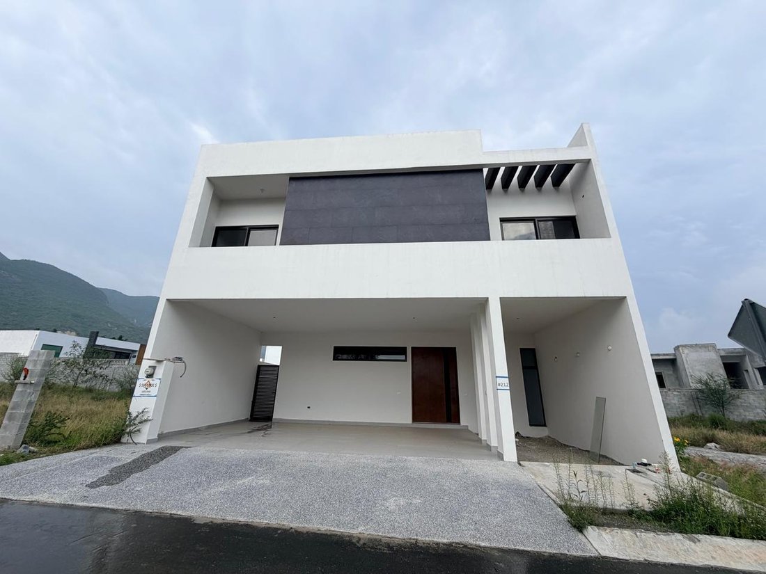 House in Monterrey, Nuevo Leon, Mexico 1 - 18027464
