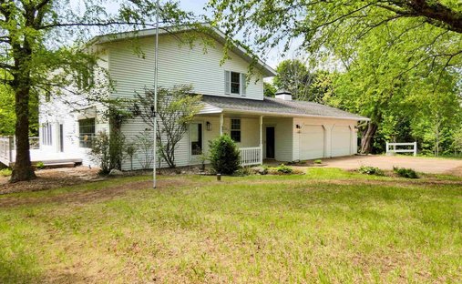 House in Pulaski, Wisconsin, United States 1