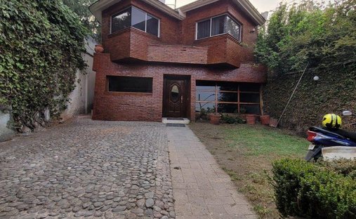 House in Santa Catarina Yecahuitzotl, Mexico City, Mexico 1