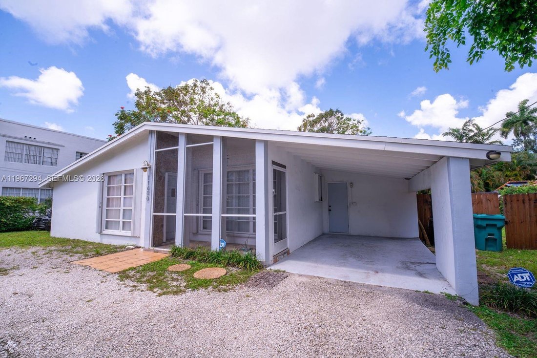 House in Miami, Florida, United States 2 - 17245200