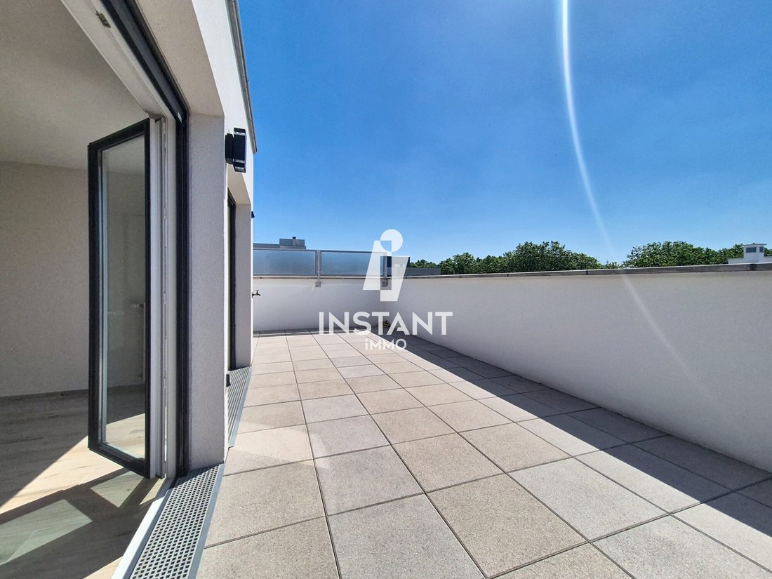 Apartment in Creteil, Ile-de-France, France 3 - 17256736