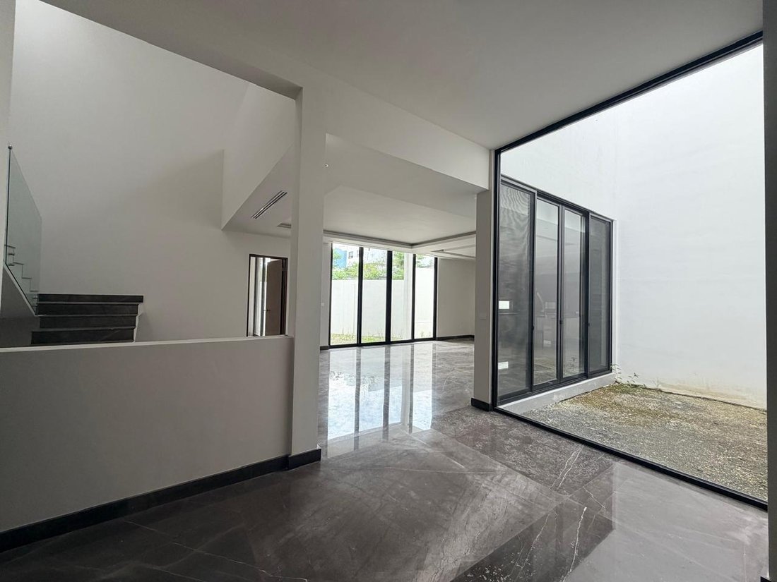 House in Monterrey, Nuevo Leon, Mexico 4 - 18027454