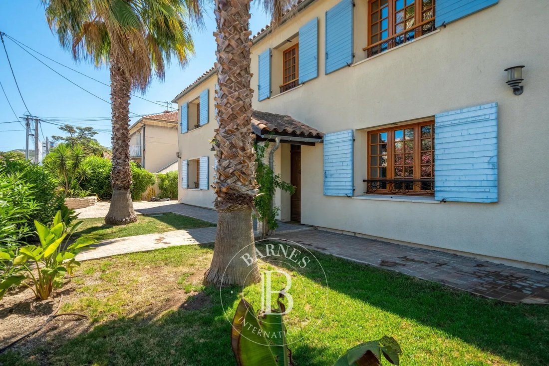 House in Sainte Marguerite, Marseille, Provence-Alpes-Côte d'Azur 2 - 18027699