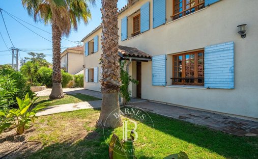 House in Sainte Marguerite, Marseille, Provence-Alpes-Côte d'Azur 1