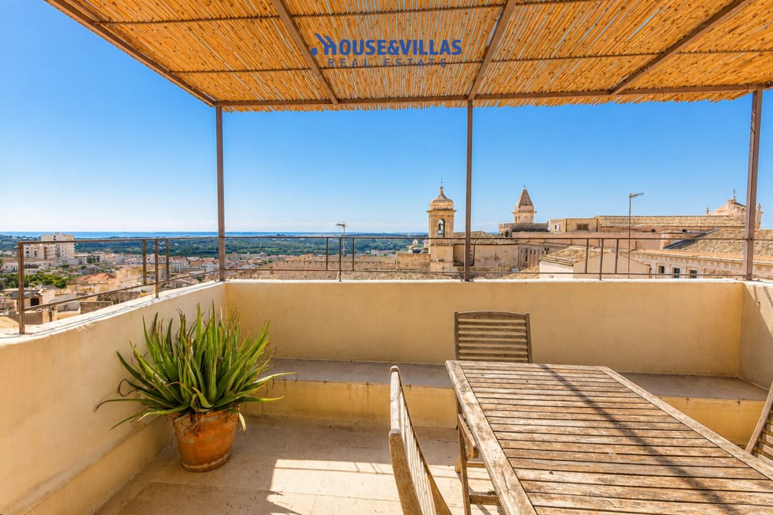 Apartment in Center, Noto, Sicily 1 - 18032055