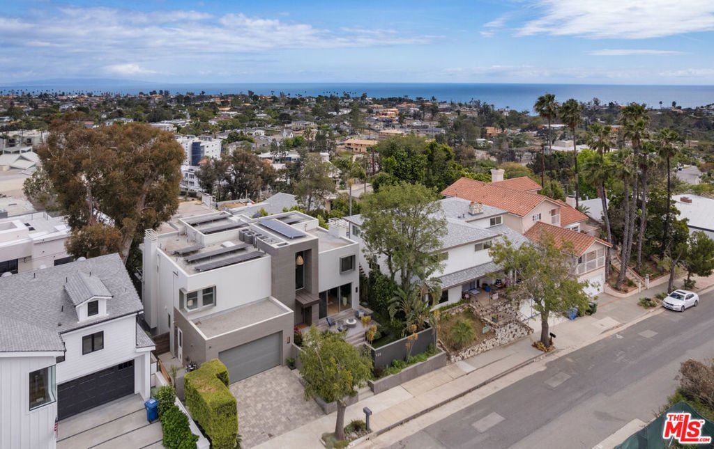 House in Los Angeles, California, United States 2 - 18028673