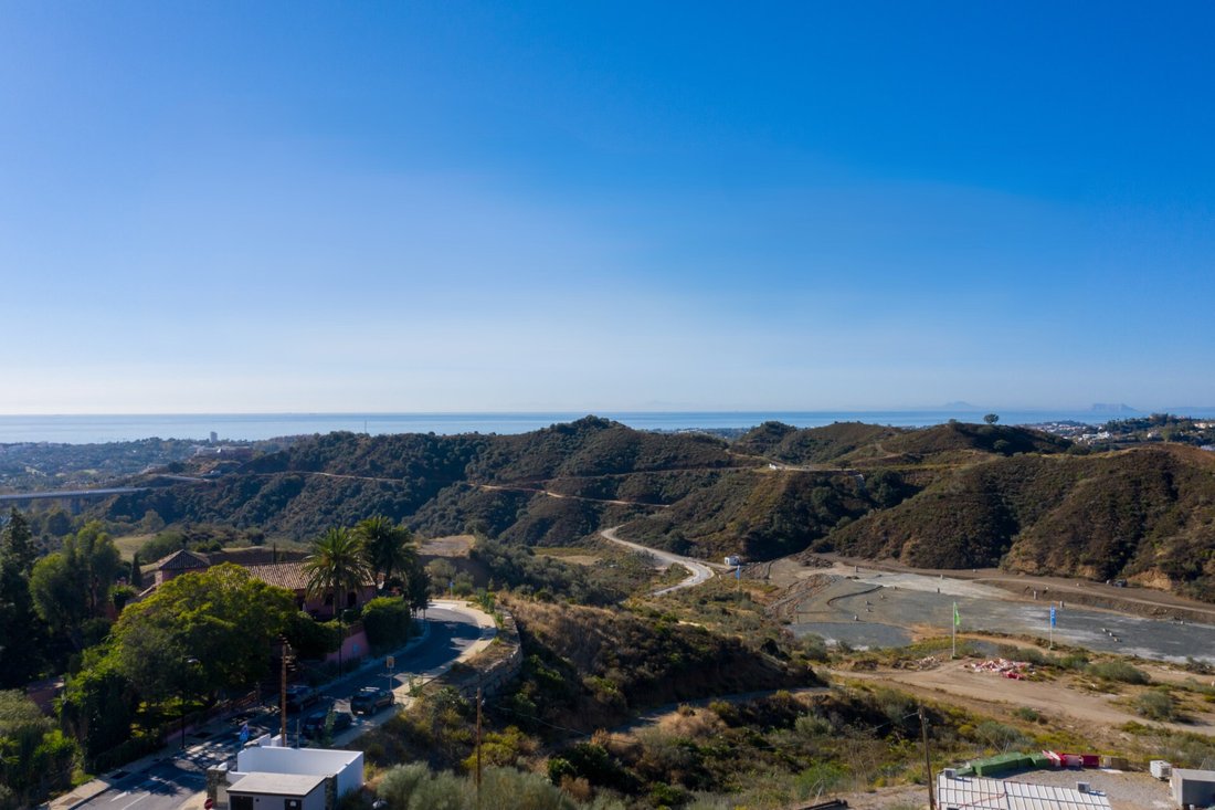 Land in La Quinta, Benahavis, Andalusia 5 - 15039046