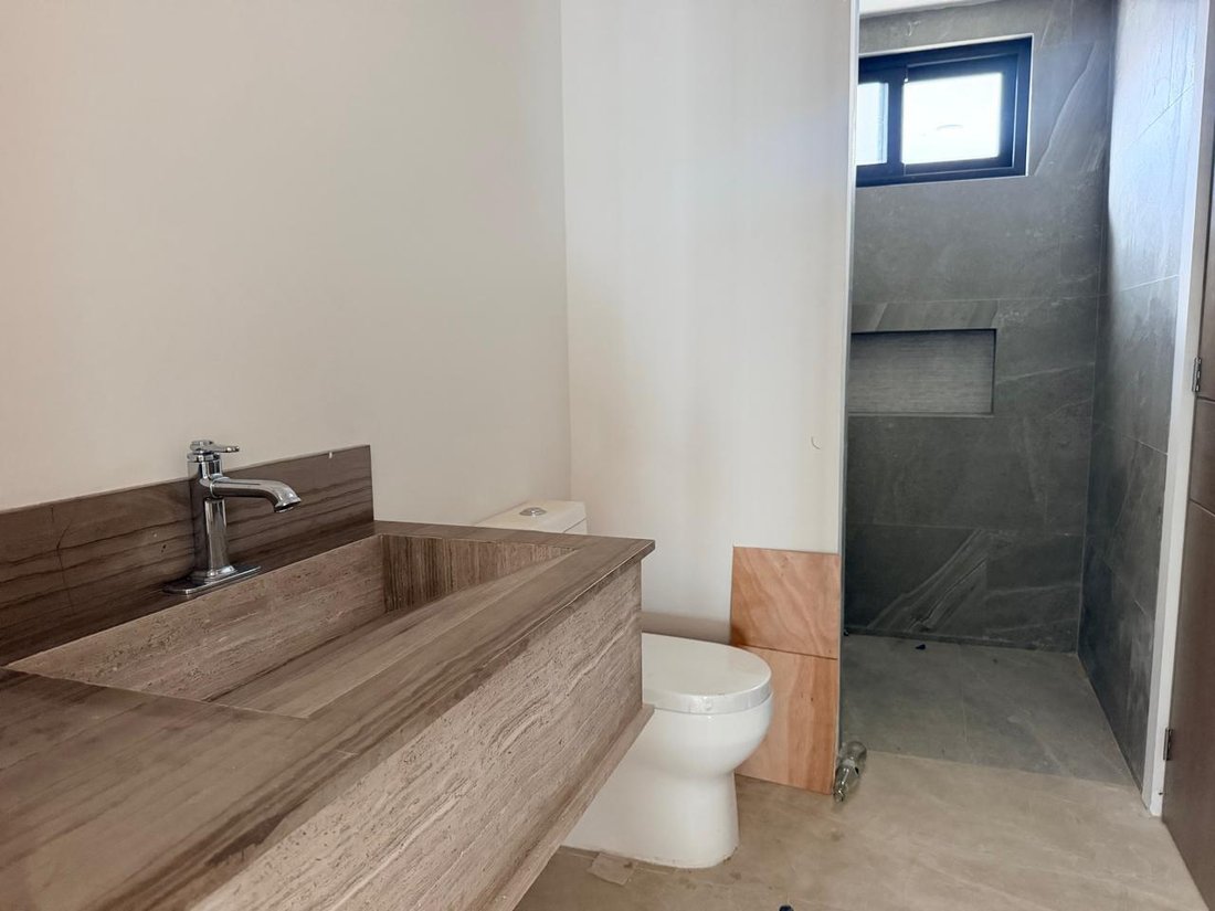 House in Monterrey, Nuevo Leon, Mexico 3 - 18027483