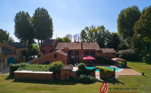 Villa in San Bellino, Veneto, Italy 1