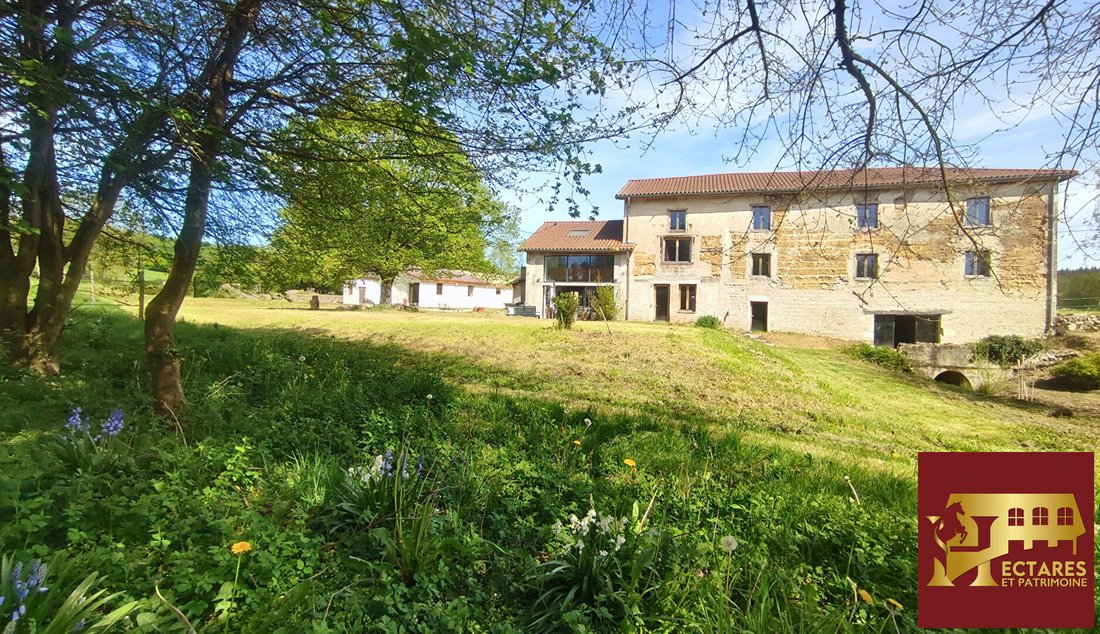 Villa in Chalamont, Auvergne-Rhône-Alpes, France 2 - 18027836