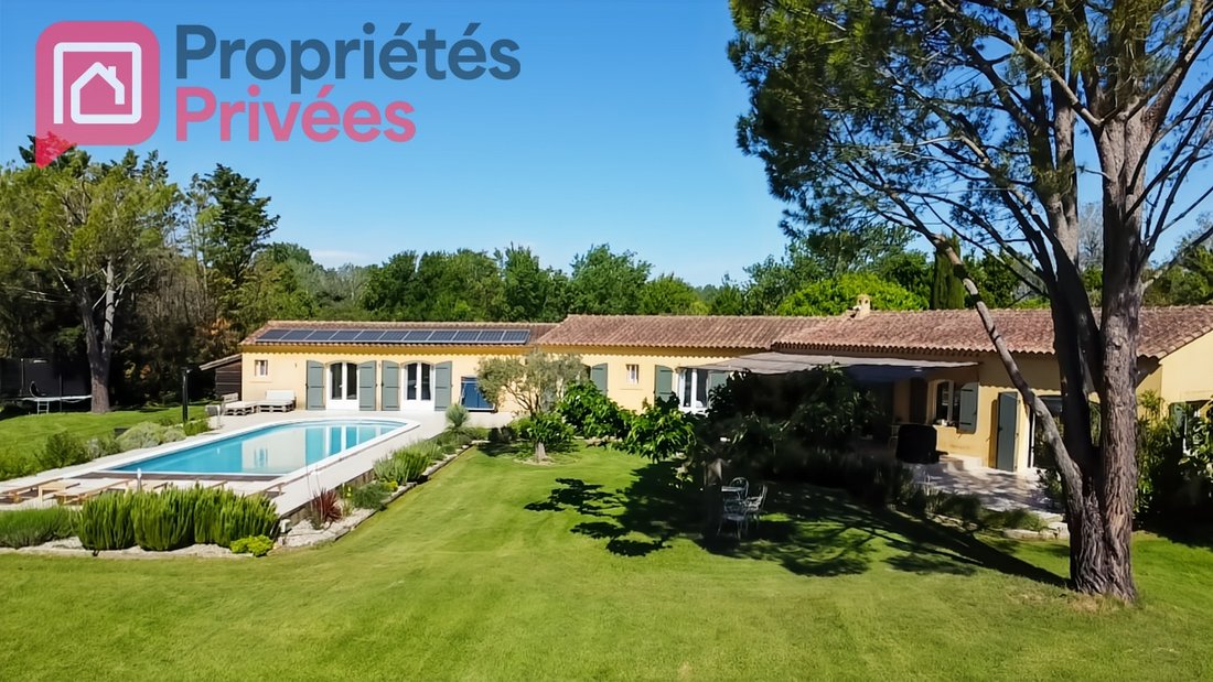 Villa in Mouriès, Provence-Alpes-Côte d'Azur, France 4 - 18031497