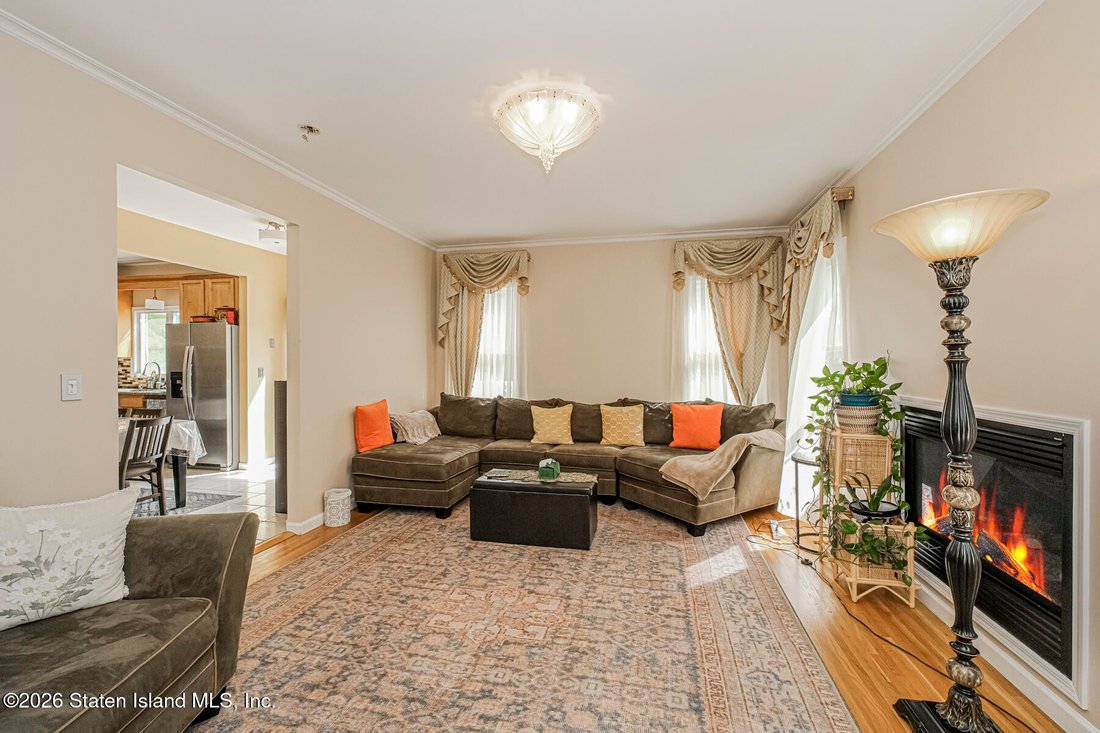 House in New York, New York, United States 3 - 18026188