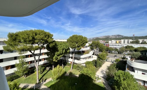 Apartment in Baille, 5e Arrondissement, Marseille 1