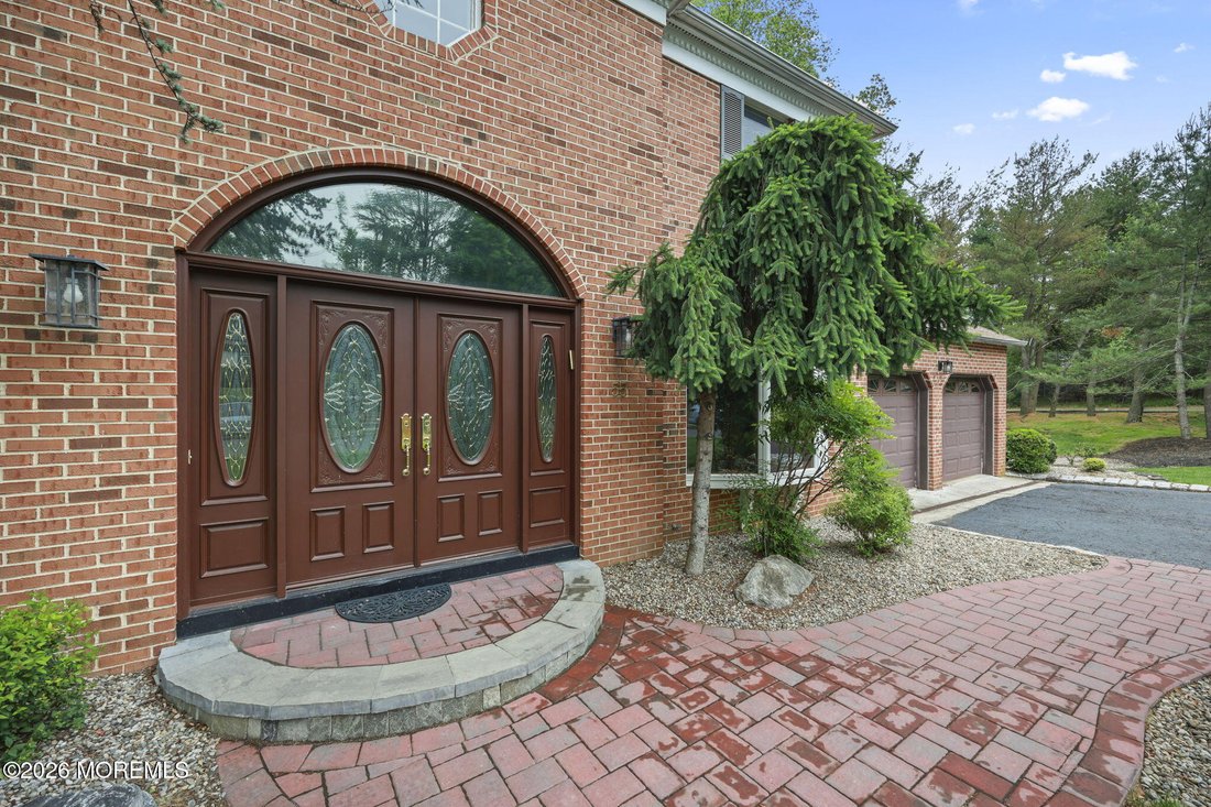 House in Marlboro Township, New Jersey, United States 4 - 18032423