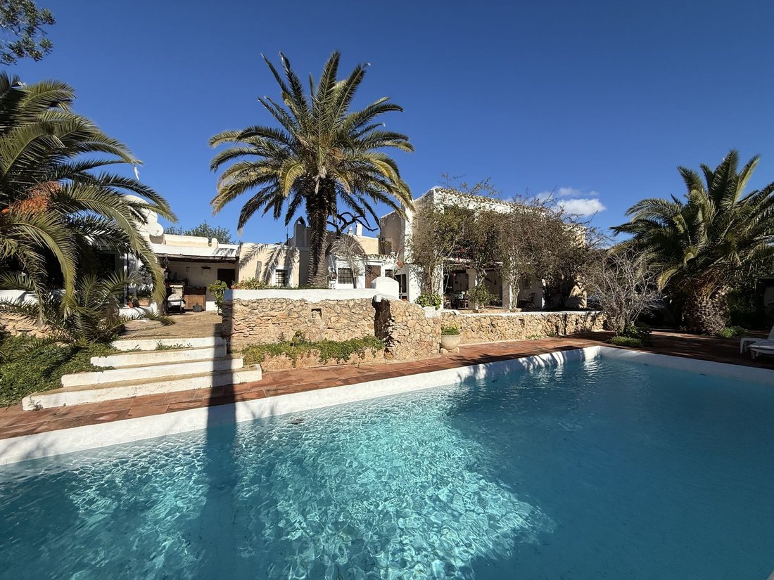 Finca in Sant Josep de sa Talaia, Balearic Islands, Spain 1 - 18025649