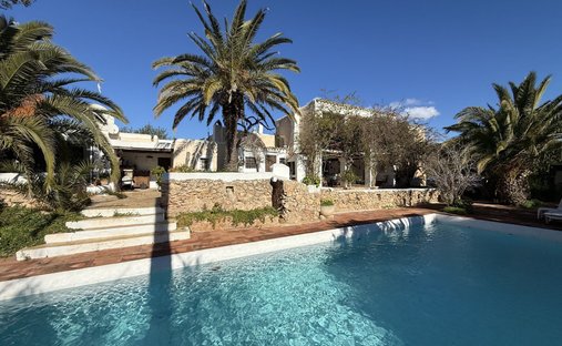 Finca in Sant Josep de sa Talaia, Balearic Islands, Spain 1